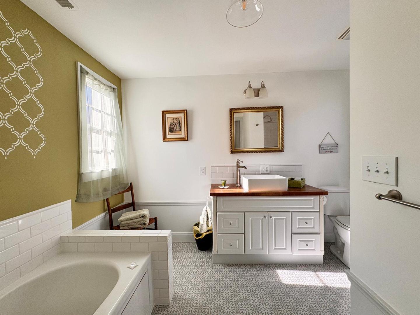 The Sunnyside Sisters Bed And Breakfast Clarksville Екстериор снимка